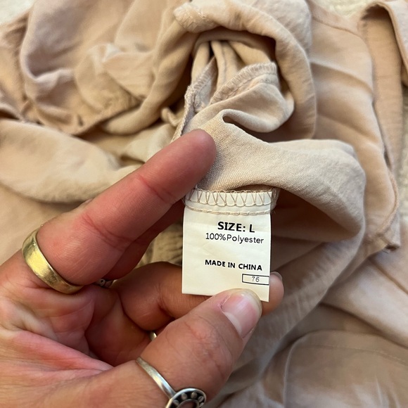 NWOT Tie Knot Long Sleeve Romper - Picture 10 of 12